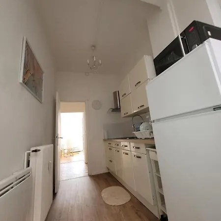 Gare Flandres Pensión *